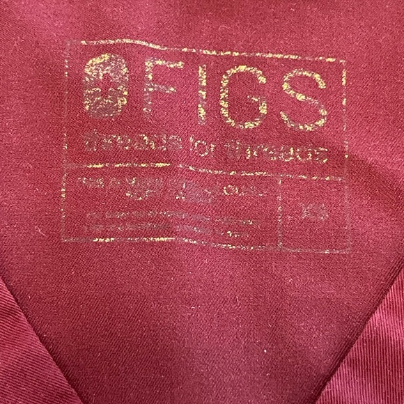 Figs Catarina Scrub Top burgundy rn 142256 size sz - Picture 6 of 7